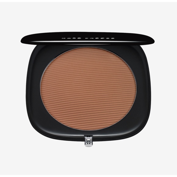 NIB! Marc Jacobs O!mega Bronze Perfect Tan #102 - Picture 2 of 7